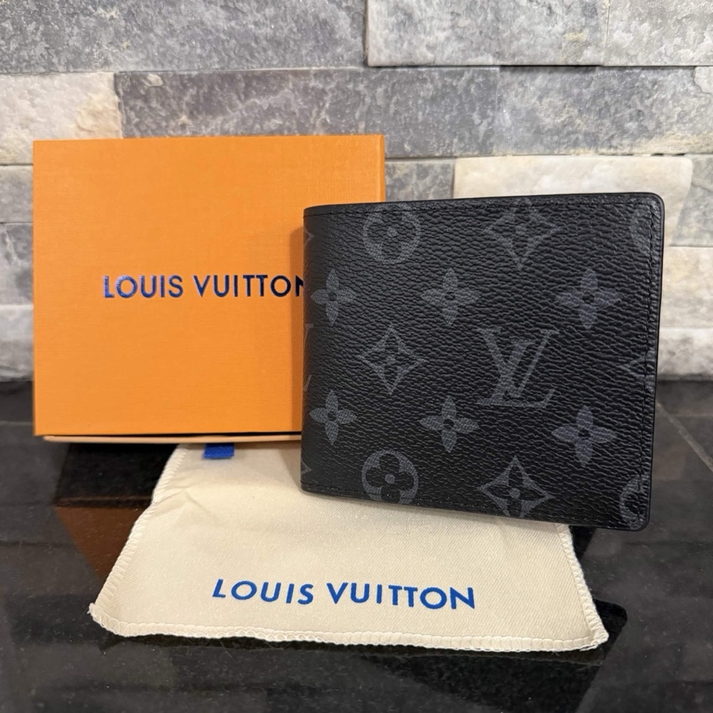 Black Louis Vuitton Bifold Wallet BRAND NEW